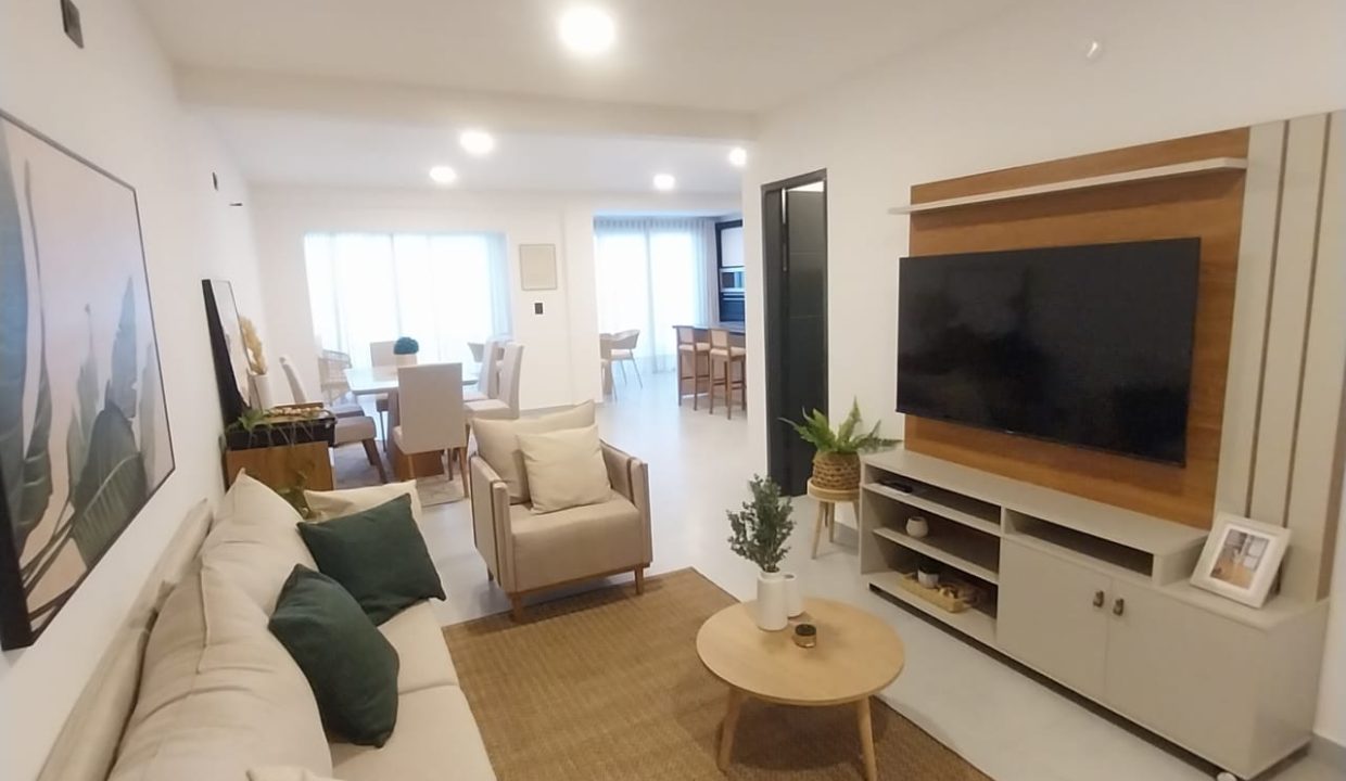 005 (1)